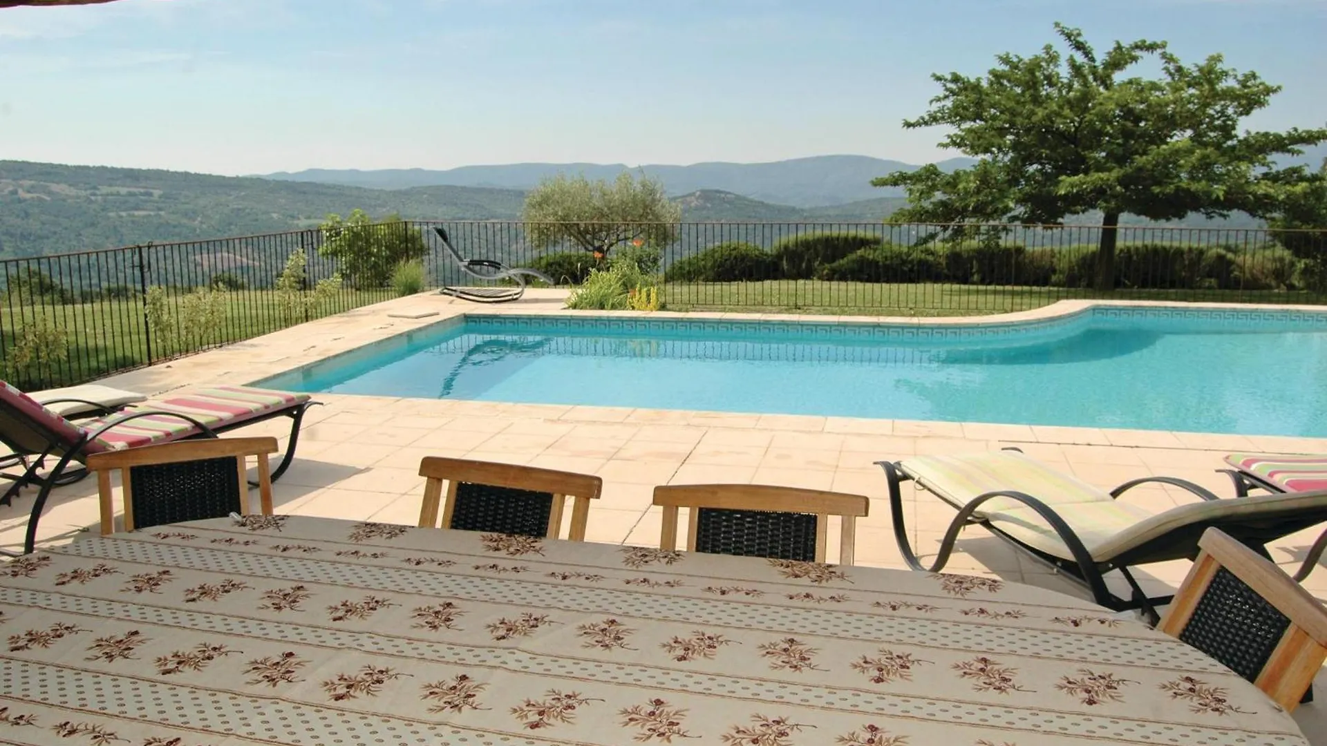 Amazing Home In Sainte Croix-A-Lauze 0*, Sainte-Croix-a-Lauze