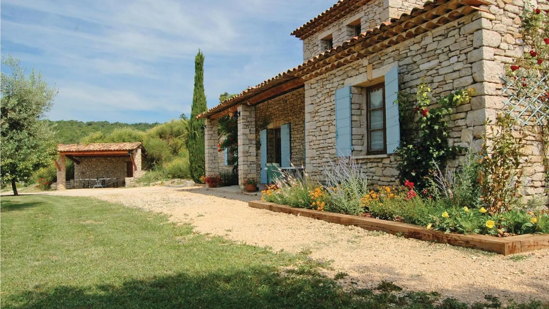 Holiday home Amazing Home In Sainte Croix-A-Lauze France