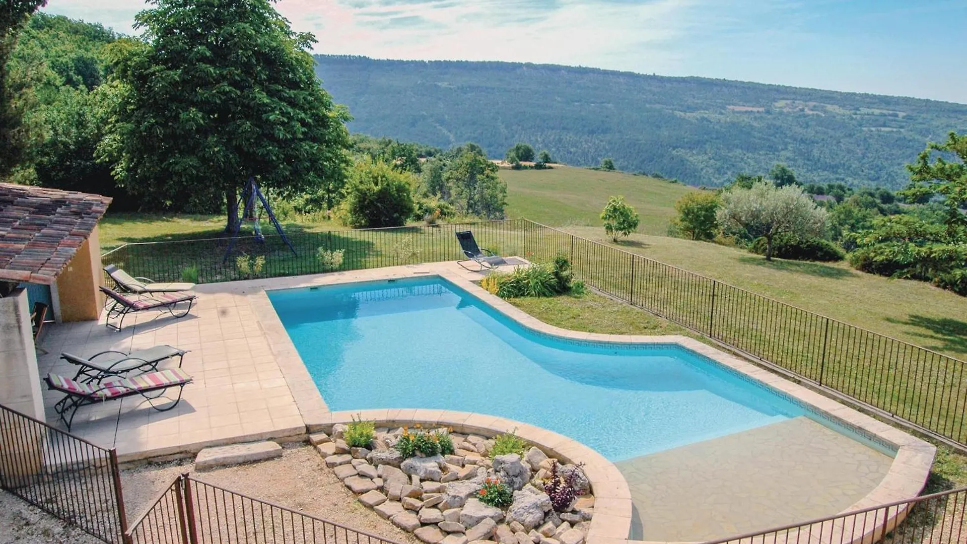 Amazing Home In Sainte Croix-A-Lauze Sainte-Croix-a-Lauze