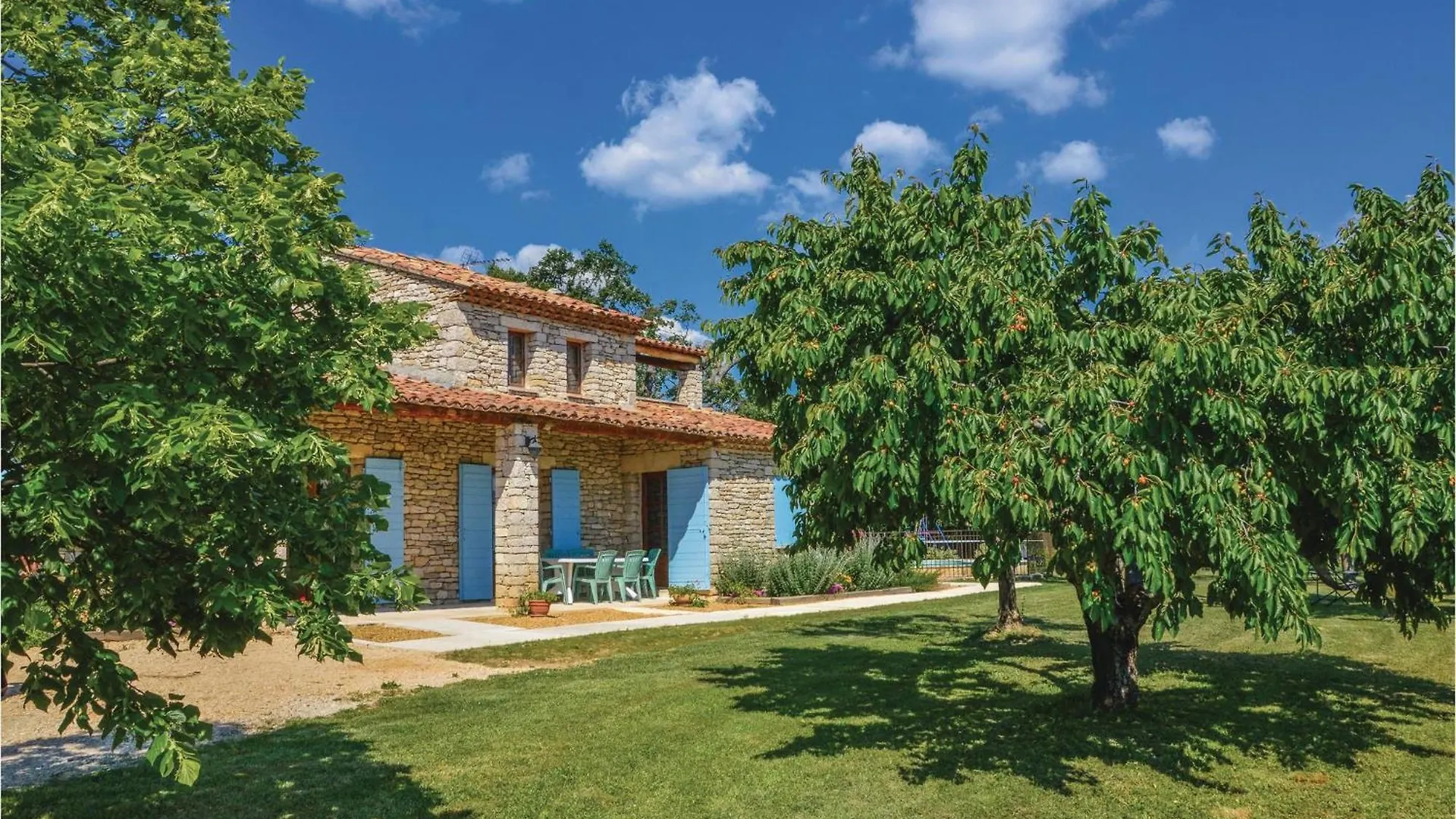 Holiday home Amazing Home In Sainte Croix-A-Lauze France